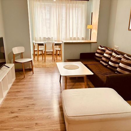 Center Hostel And Tours Erivan Dış mekan fotoğraf